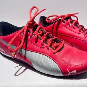 Puma casual wear red, Sz 10 fits like Sz 9